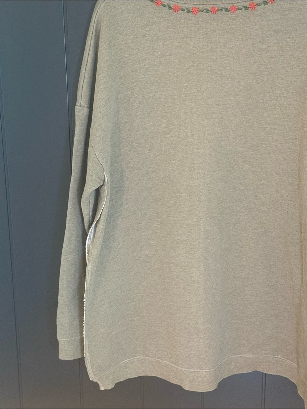 🌺 NATURAL LIFE Women’s Gray Crewneck Sweatshirt Enjoy the Little Things L/XL - Picture 13 of 13